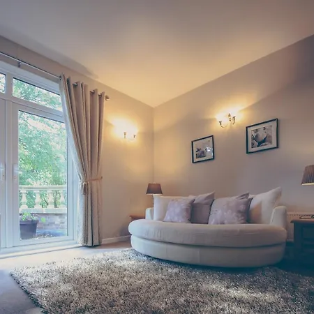 De Courceys Manor Suites & Cottages Cardiff Buitenkant foto